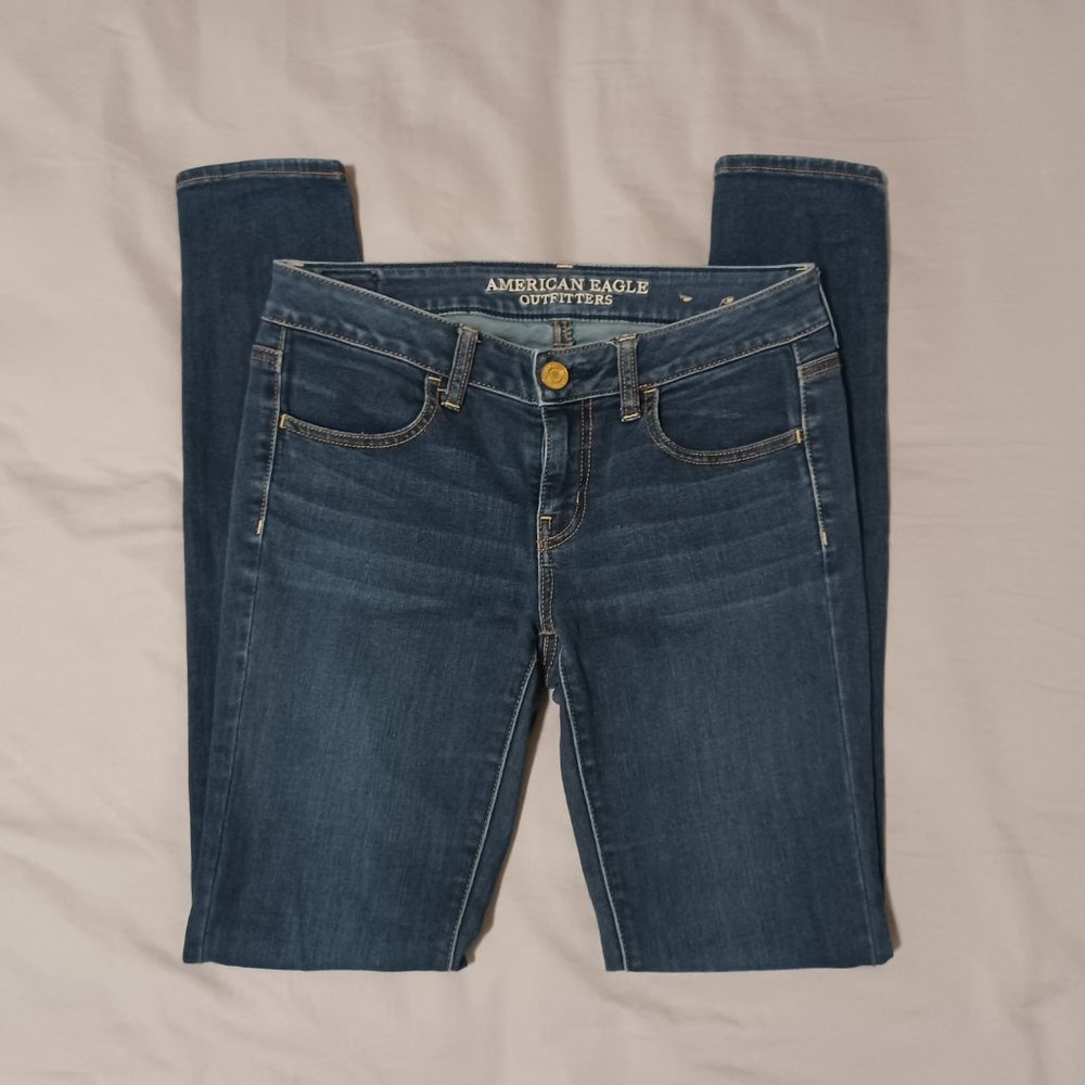 American Eagle Outfitters Jegging Low Rise Jeans Size 4 Long